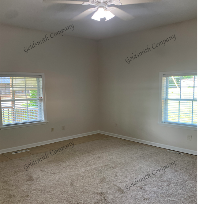 Photo - "Charming 2-Bedroom with Granite Touches in Greenville!"