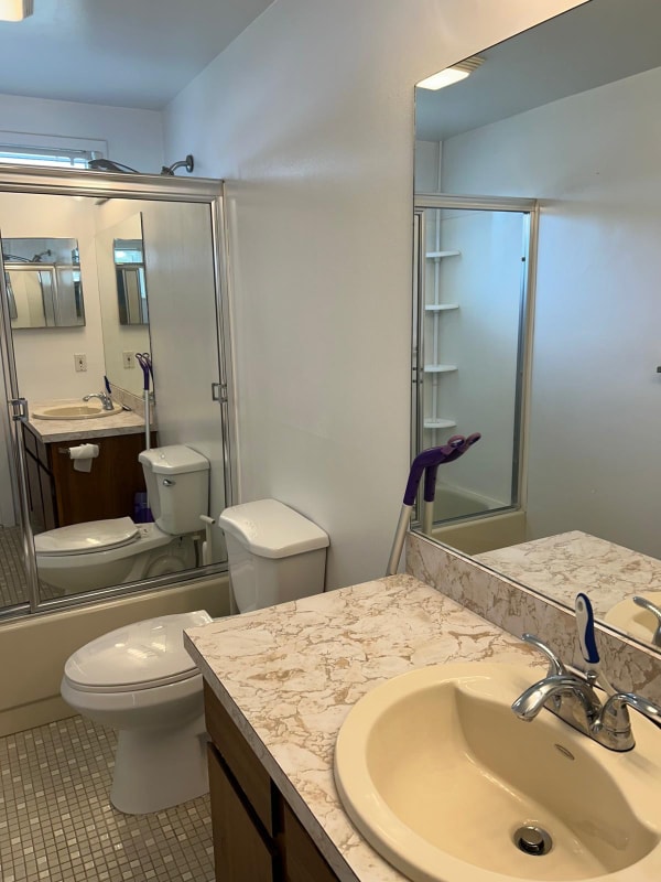 Photo - 647 Shore Dr