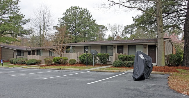 Building Photo - Sea Pines Apartments