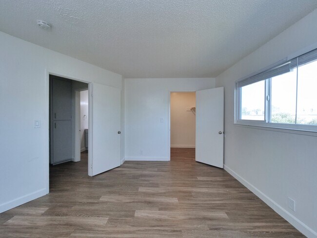 Orange Grove Apartments