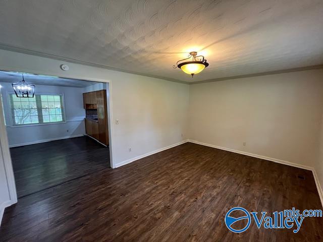 Photo - 909 Cooper Ln SW