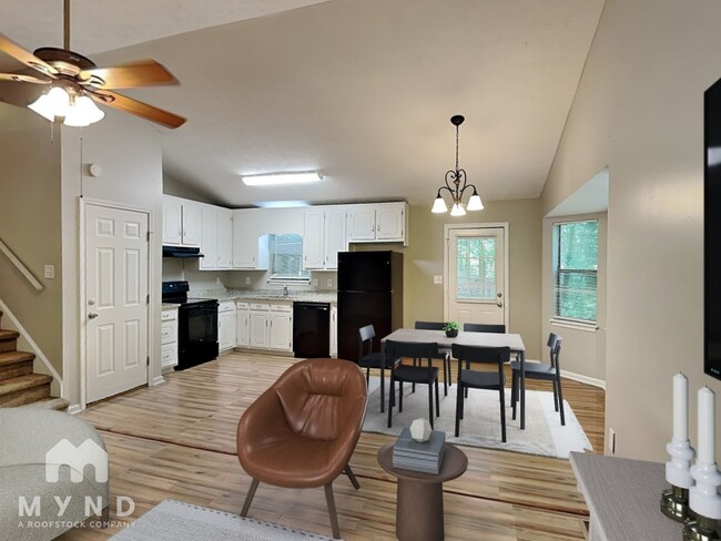 Photo - 239 William Dr