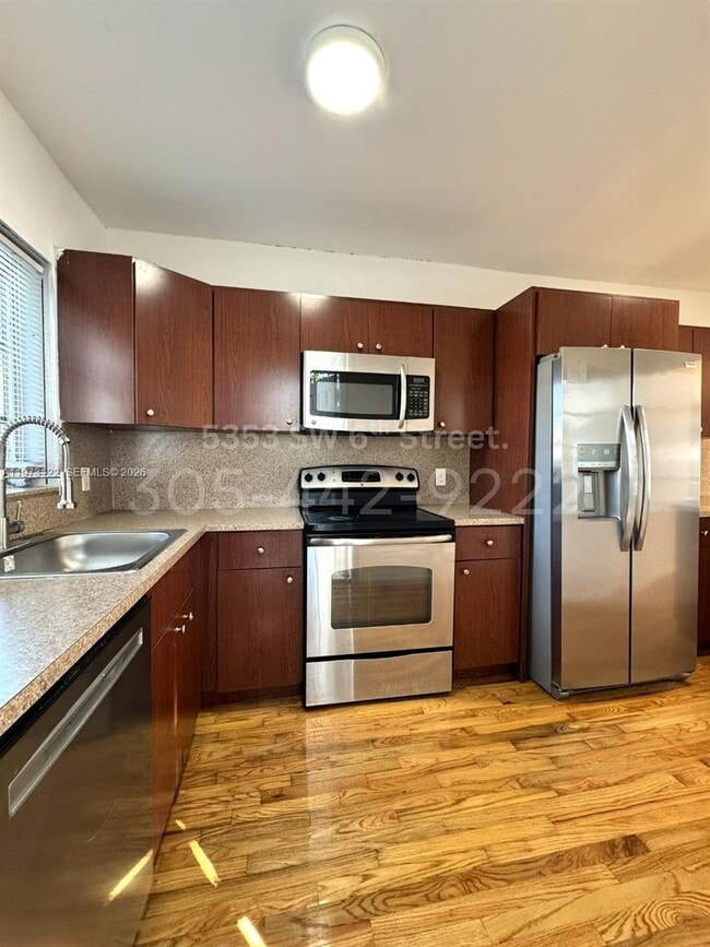 Photo - 5353 SW 6th St