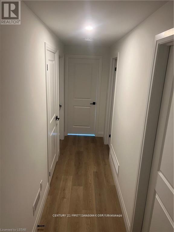 Photo - 3900 Savoy St