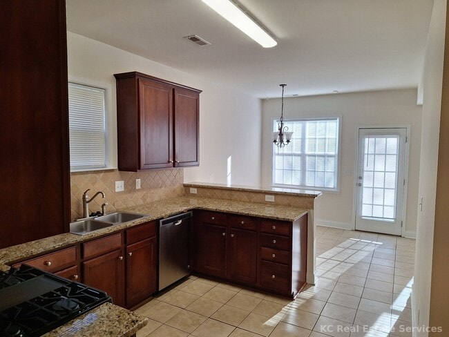 Photo - 17317 Grand Central Way