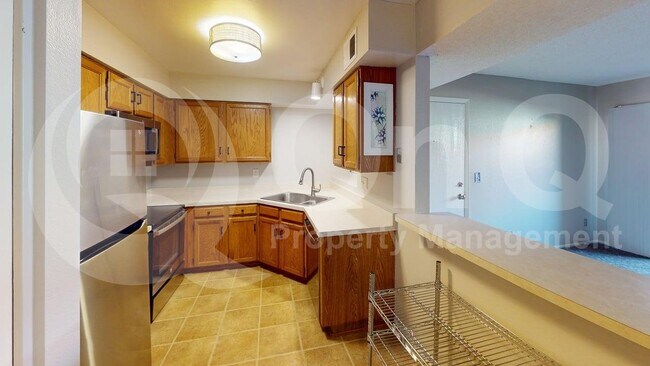 Photo - 2172 N Pantano Rd