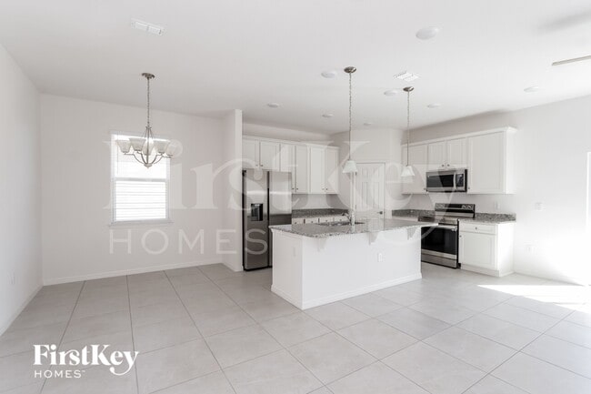 Photo - 519 Crown Rose Dr