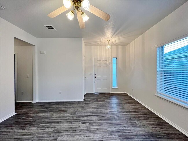 Photo - 703 Donny Brook Dr