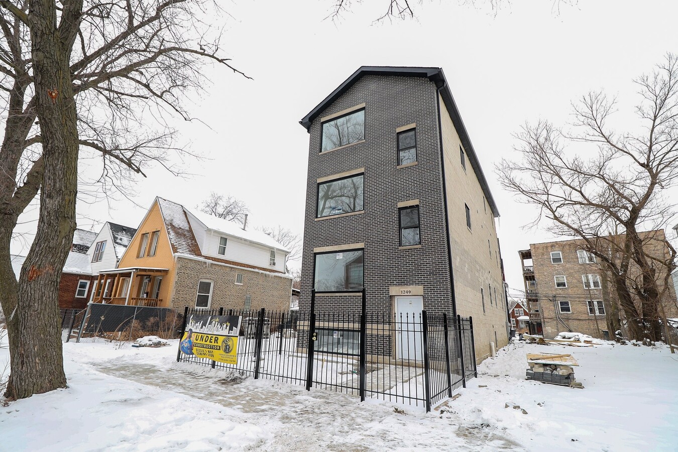 Photo - 1249 S Kedvale Ave Unidad 1