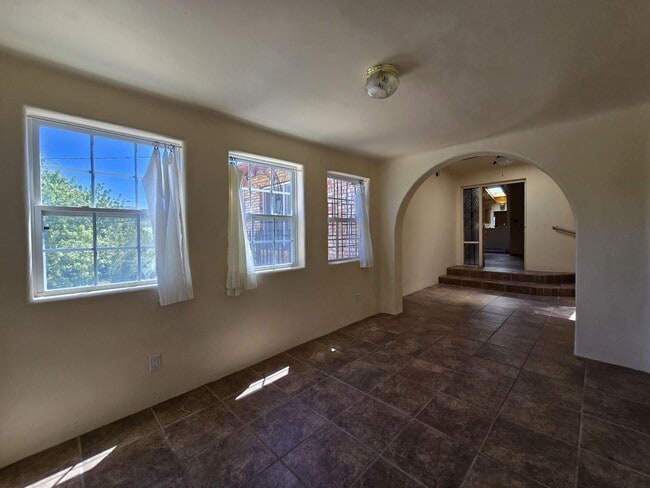 Photo - 166 Galisteo Ln