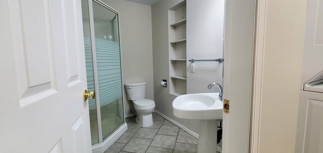 Photo - 1970-300-112 12 Ave