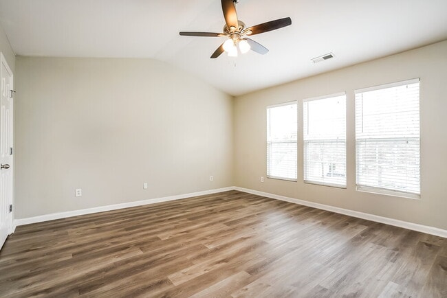 Photo - 2014 Gushing Dr