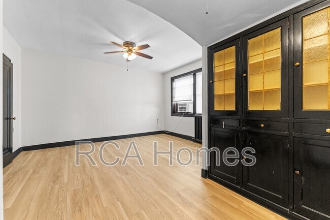 Photo - 37 West St Clair Street Unidad 203