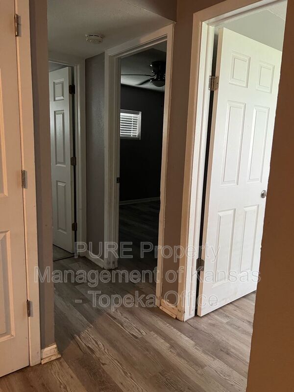 Photo - 511 SW Tyler St