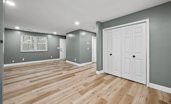 Photo - 680 Roddy Dr