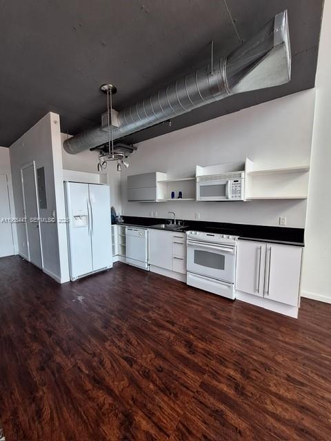 Photo - 690 SW 1st Ct