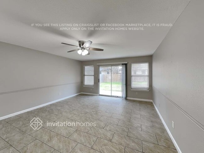 Photo - 1154 Terra St