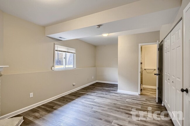 Photo - 4710 Spacewalk Way