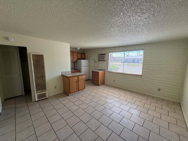 5433 E 30th St Unit 1