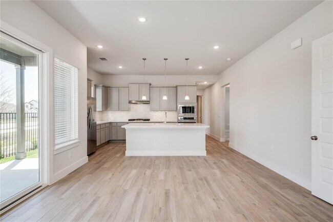 Photo - 8812 Bestride Bend