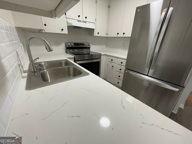 Photo - 130 Springdale Ct