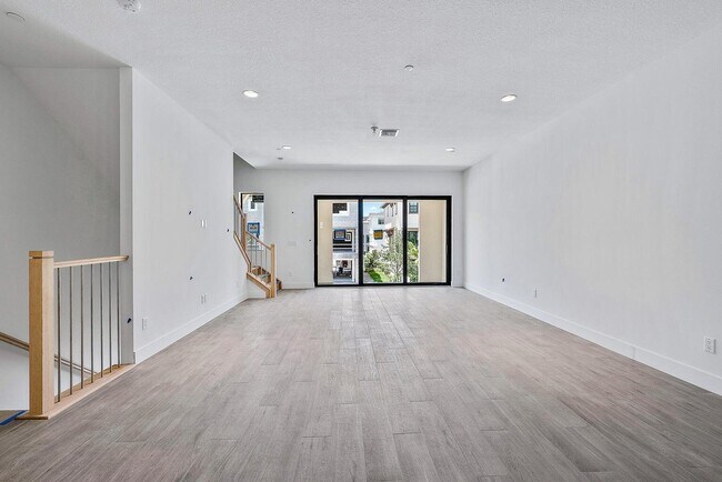 Photo - 5264 Beckman Ter