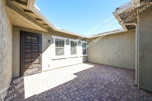 Photo - 44716 N 44th Ave
