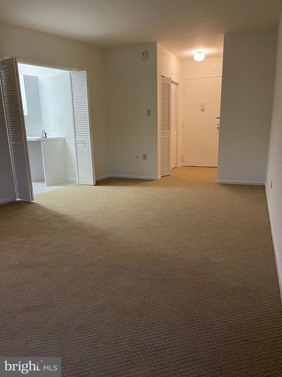 Photo - 10401 Grosvenor Pl Unit 328