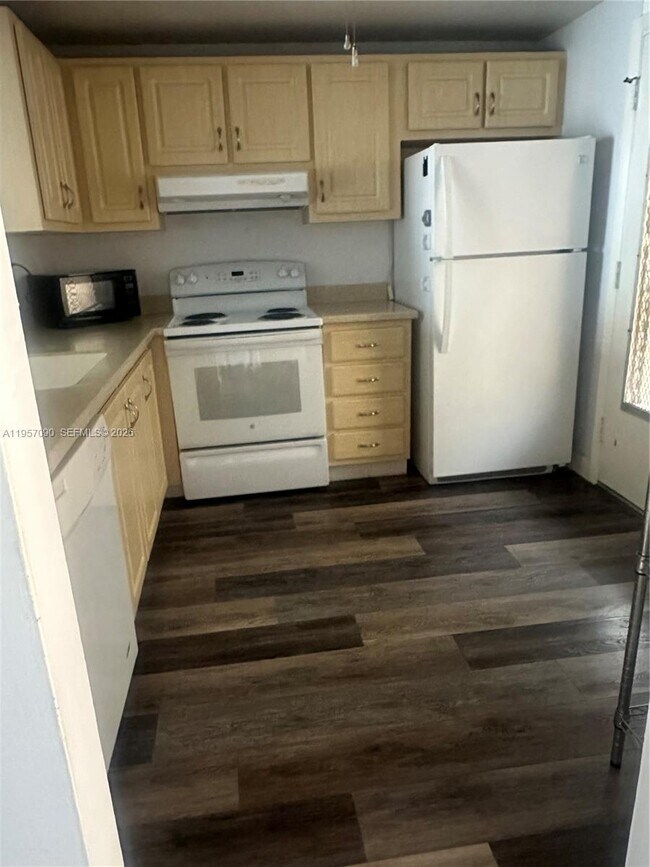 Photo - 410 NW 68th Ave Unit 318