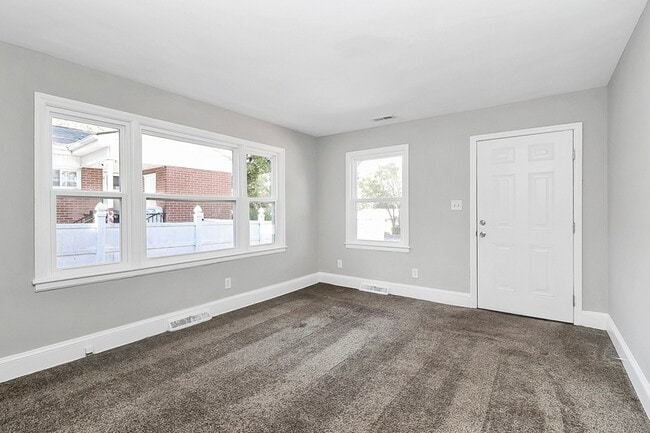 Photo - 3503 Meredith Ave