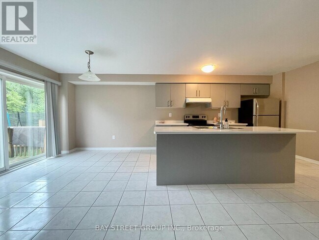 Photo - 7945 Hackberry Trl