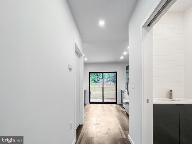 Photo - 2027 N 5th St