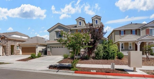 649 Perino Ln