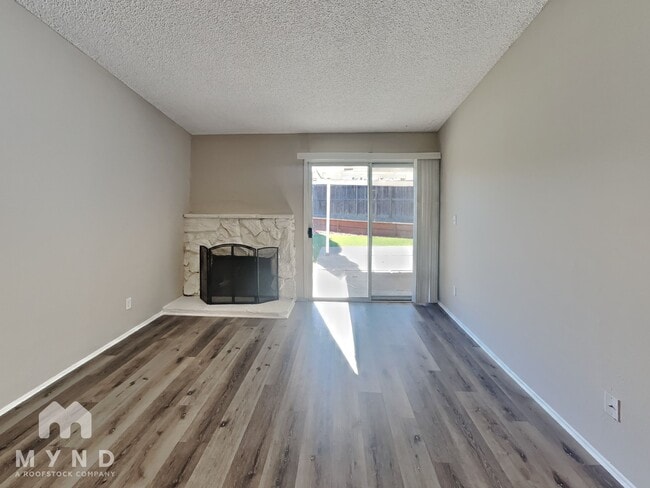 Photo - 2421 Cypress St