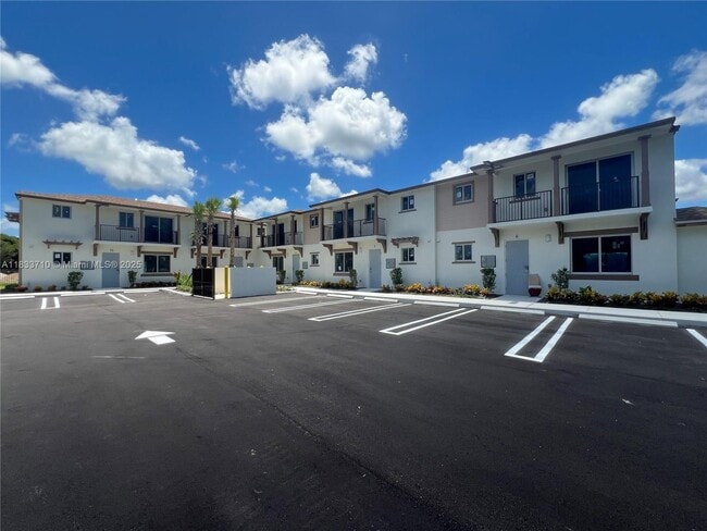 Photo - 199 Redland Rd