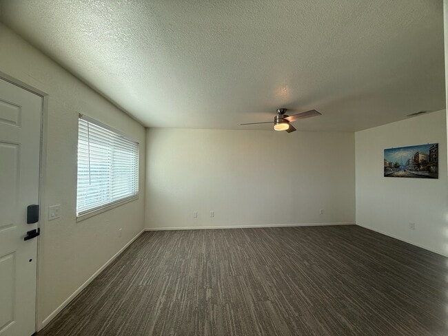 Photo - 16321 Siskiyou Rd Unidad 6