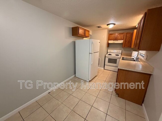 Photo - 11032 Bluehill Dr