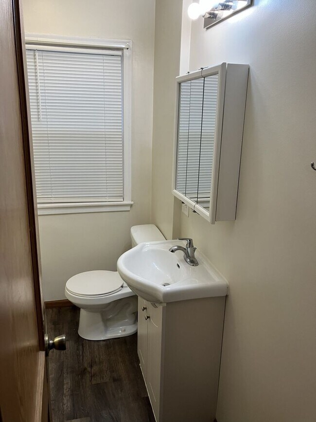 Photo - 605 13th St SW Unit Apt #1