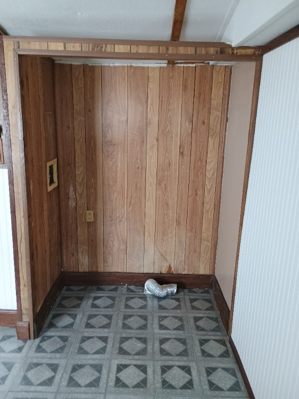 Photo - 144 SE Guinevere Ct