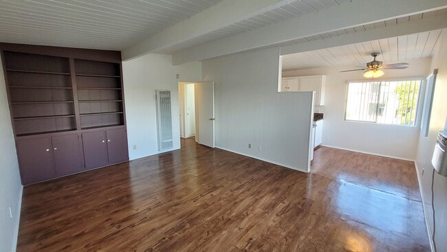 Photo - 6251 Milton Ave