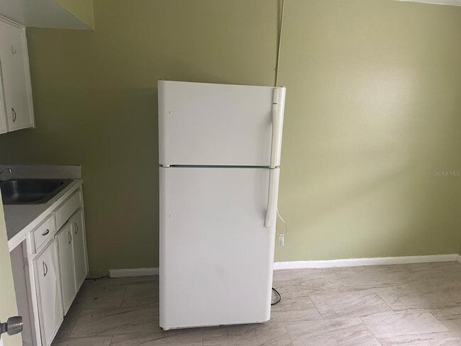 Photo - 214 N Chestnut Rd