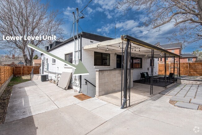 Building Photo - 2454 Irving St Rental