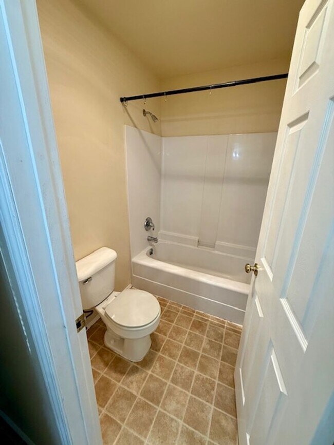 Photo - Spacious 2-Bedroom Townhouse in Bozeman – Prime Location!