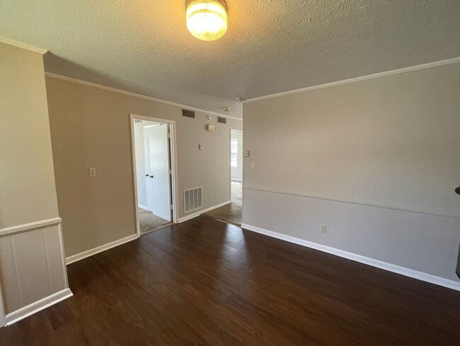 Photo - SHJ279-1012 Mark Drive Unit 1012 Mark Drive B