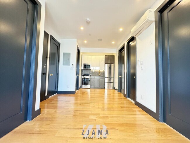 Building Photo - 561 Fourth Avenue Unit 3F Rental