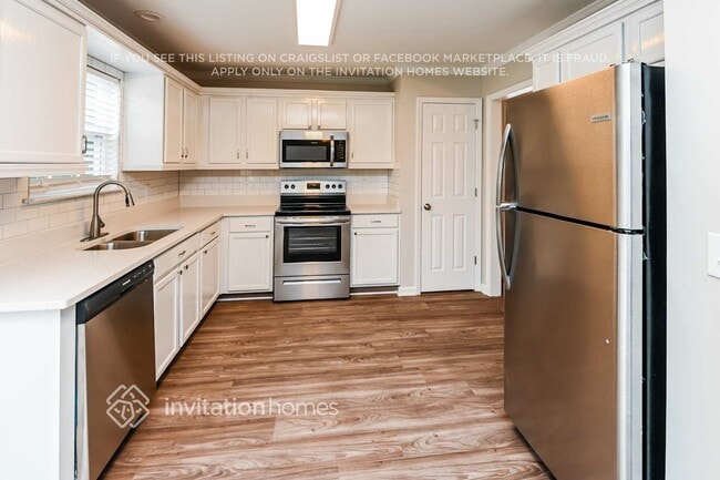 Photo - 1359 Sinai Pl NW