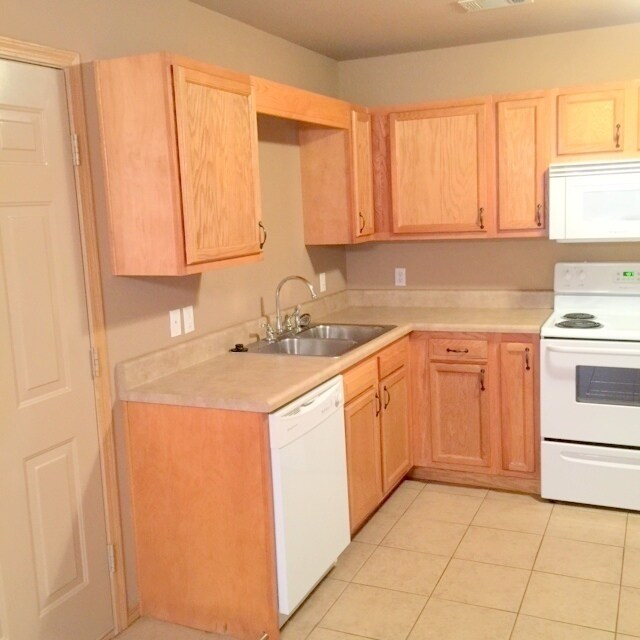 Photo - 117 Walnut Grove Rd Unit A