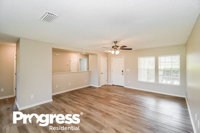 Photo - 7118 Newman Lake Ct