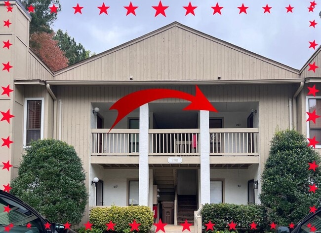 Photo - 221 New Kent Pl