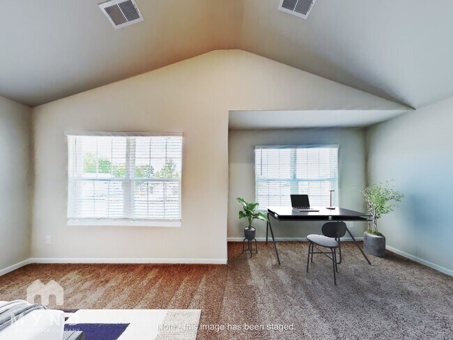 Photo - 189 Taverners Ln